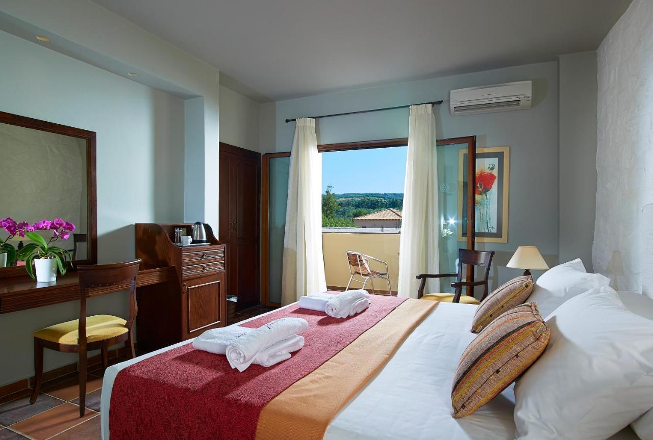 Mistral Hotel - For Solo Travelers Малеме Экстерьер фото
